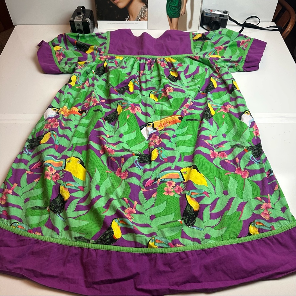 Tropical Toucan Cotton Dress | Resort Muumuu · Pockets - Picture 4 of 10